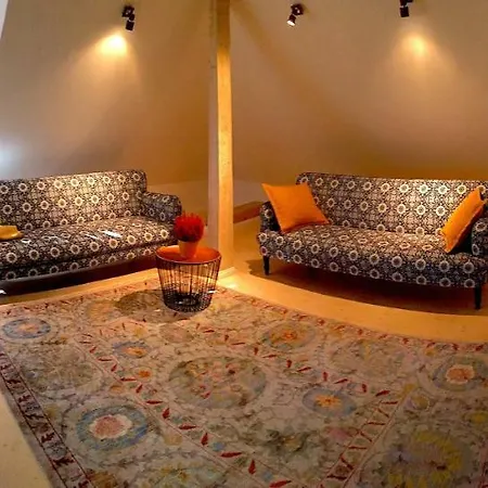 Adamsoni Apartment *